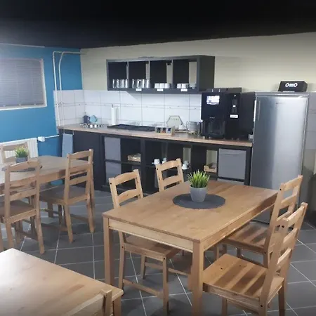 White Pearl Hostel 1-3